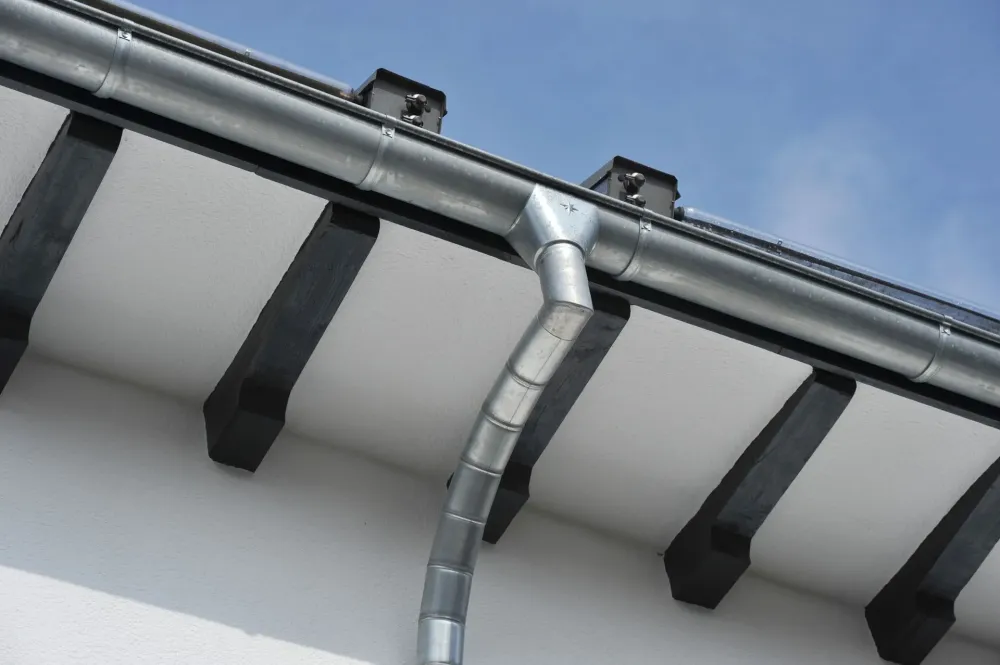 Zingueur à Epinouze 